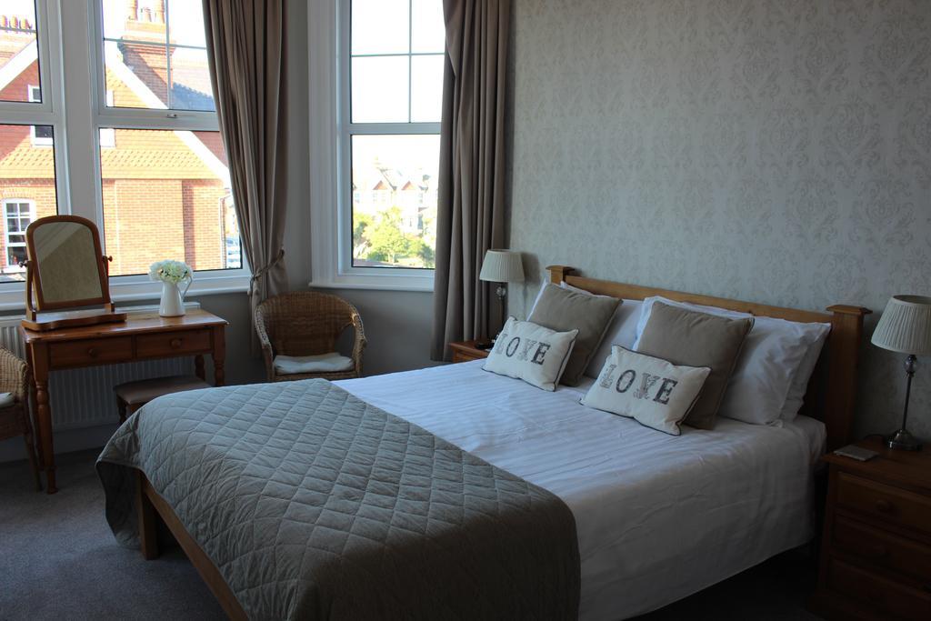 Beamsley Lodge B&B イーストボーン エクステリア 写真