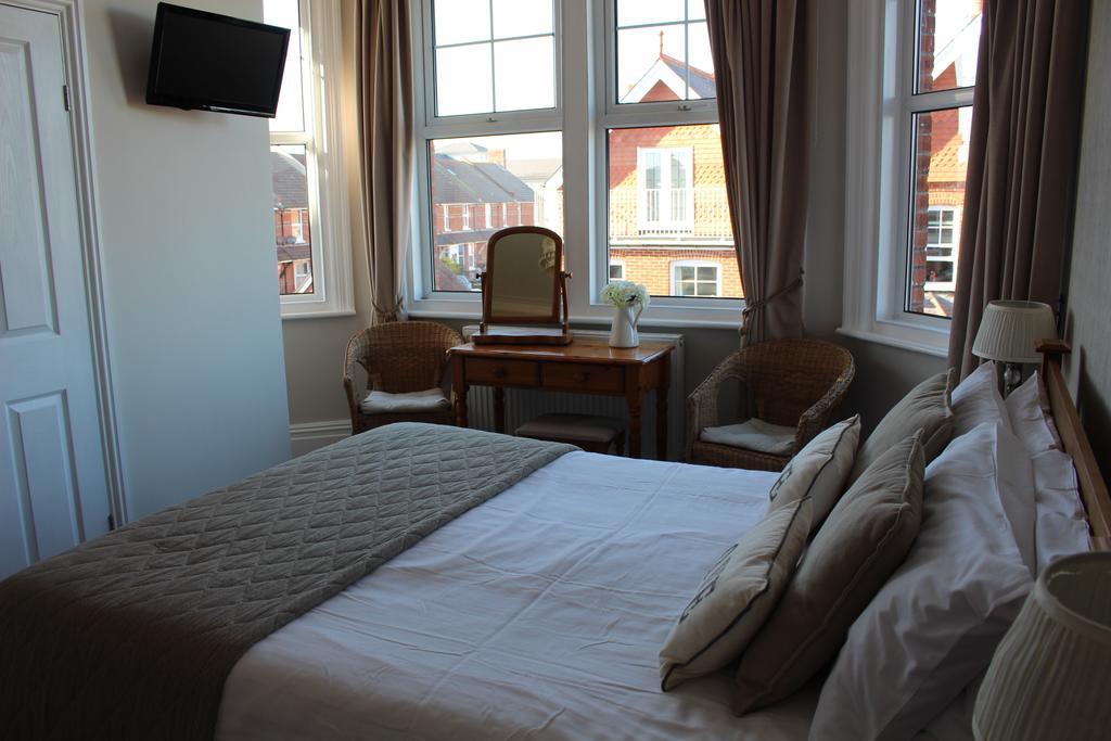 Beamsley Lodge B&B イーストボーン エクステリア 写真
