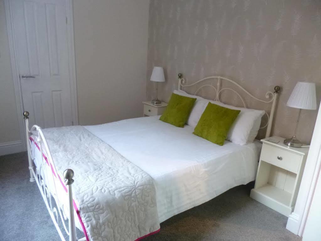 Beamsley Lodge B&B イーストボーン エクステリア 写真