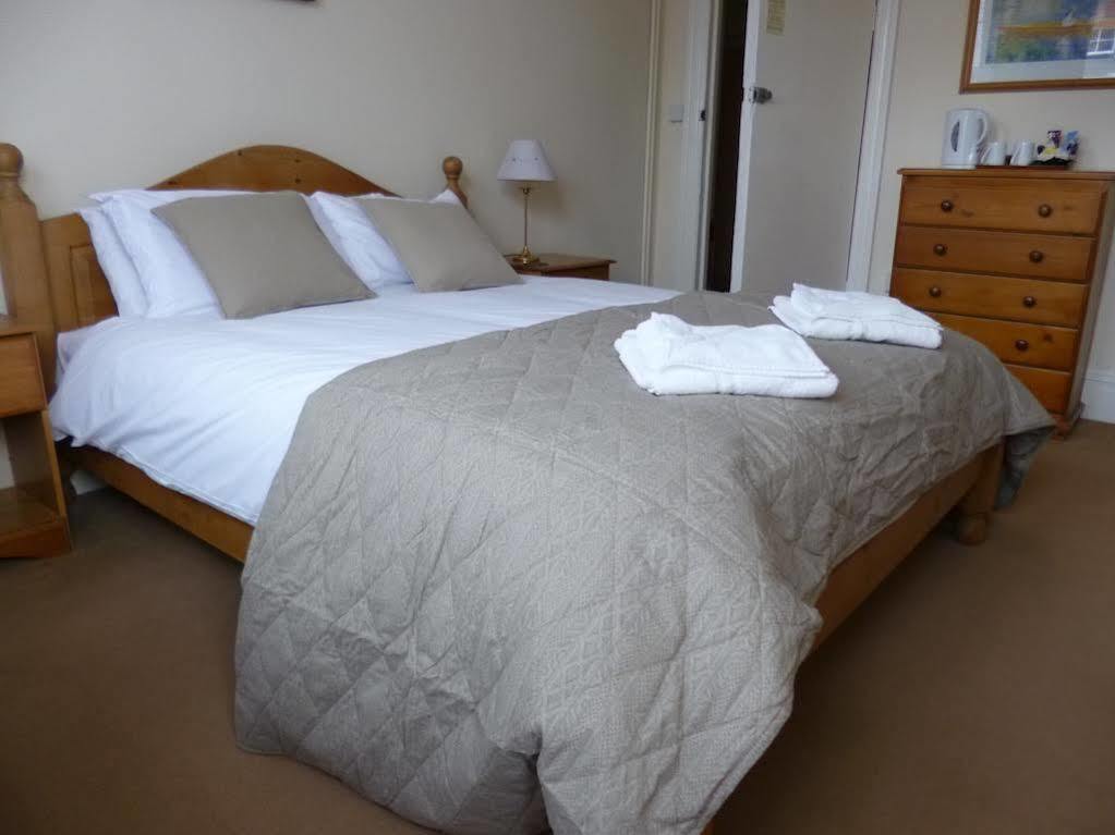 Beamsley Lodge B&B イーストボーン エクステリア 写真