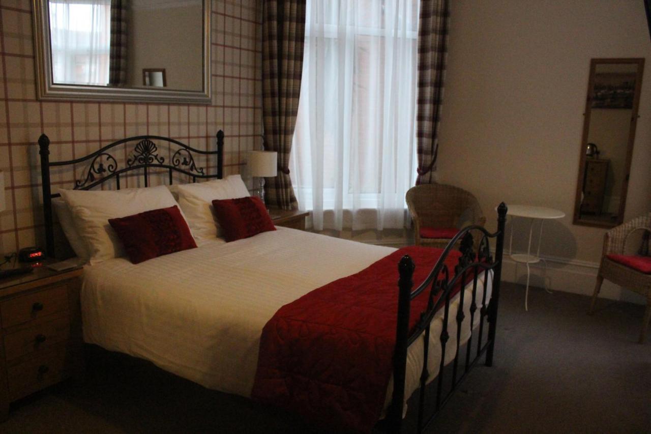 Beamsley Lodge B&B イーストボーン エクステリア 写真
